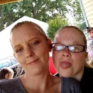 Meet your Posher, Samanthia